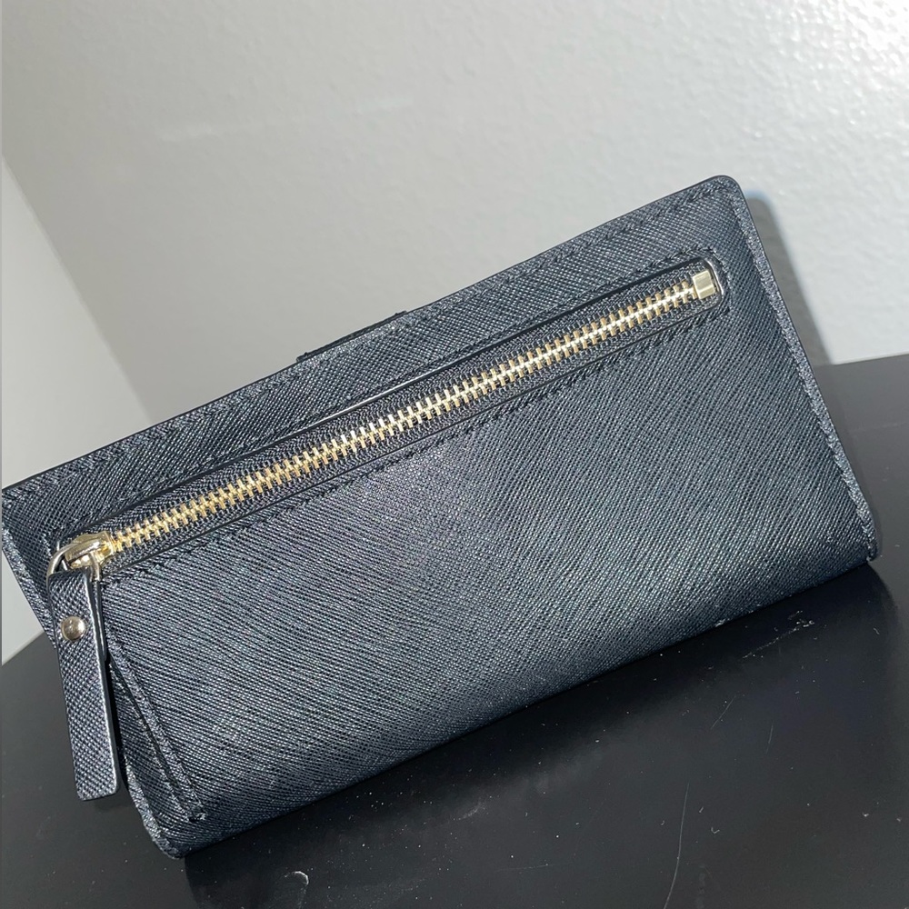 Kate Spade Wallet - Picture 4 of 4